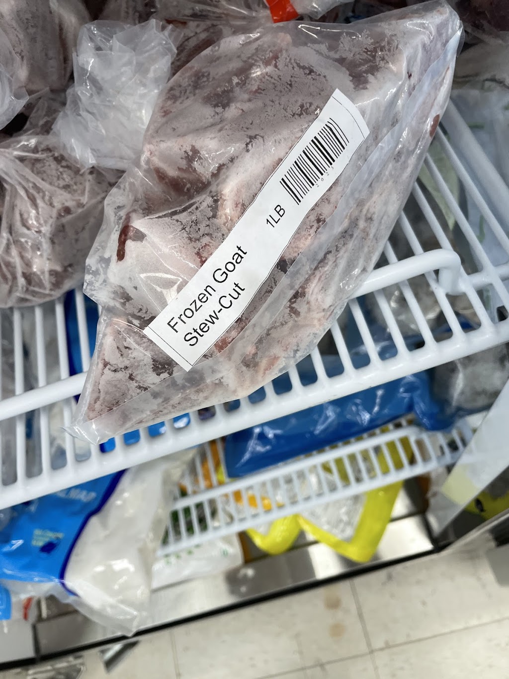 Vedder Supermarket | 5885 Vedder Rd #104, Chilliwack, BC V2R 1C3, Canada | Phone: (604) 847-0165