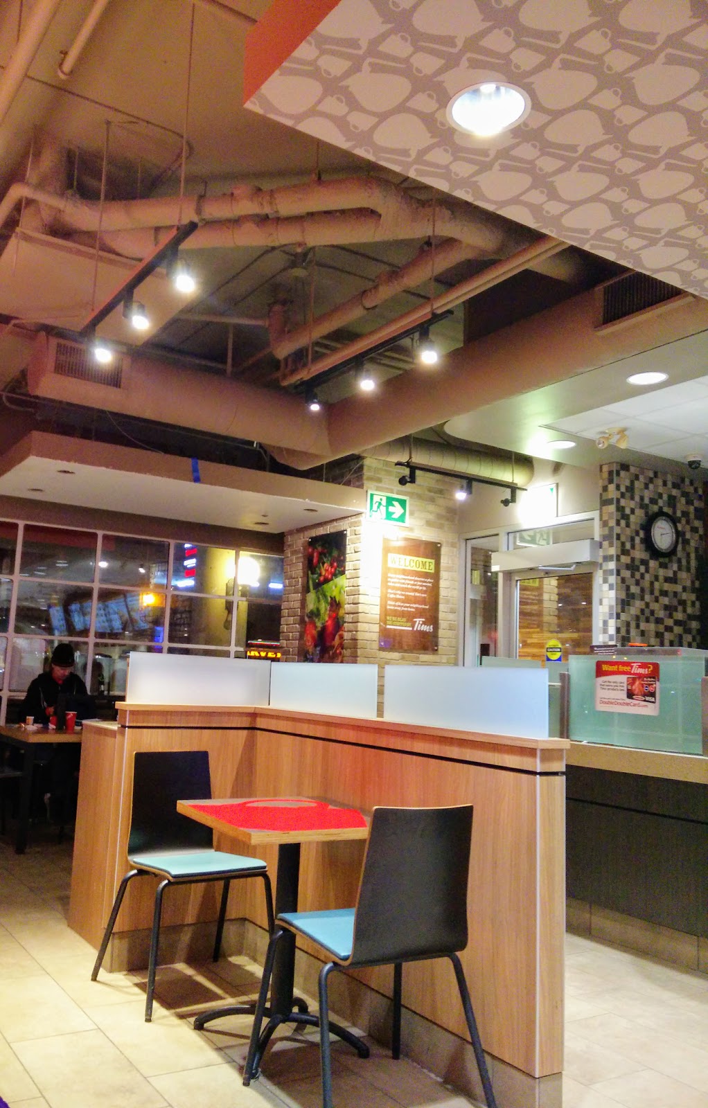 Tim Hortons | 249 Queens Quay W, Toronto, ON M5V 1A2, Canada | Phone: (416) 352-2990