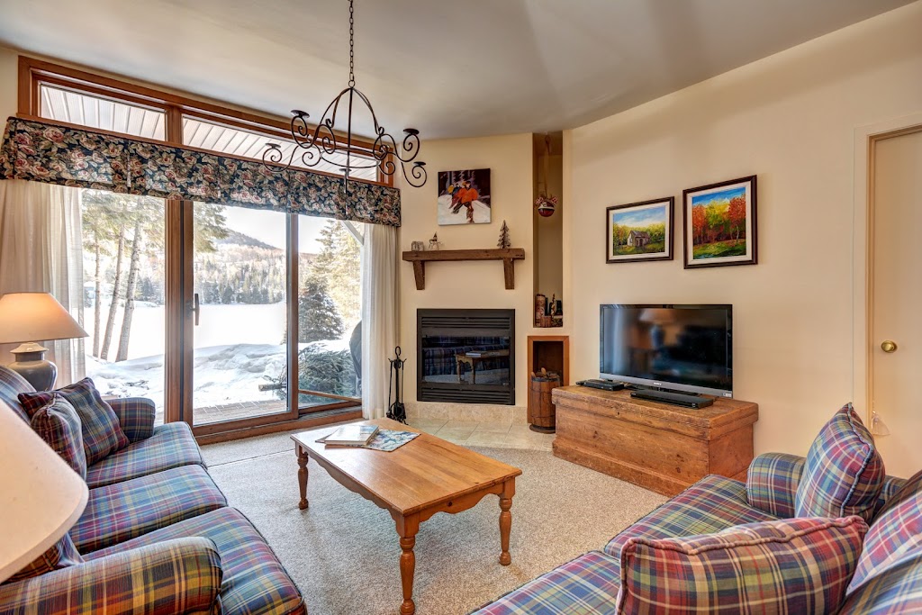 St.Sauveur Lakefront Condo Mont-Habitant | condo, 786 Rue Principale unit 202, Saint-Sauveur, QC J0R 1R2, Canada | Phone: (514) 546-4550