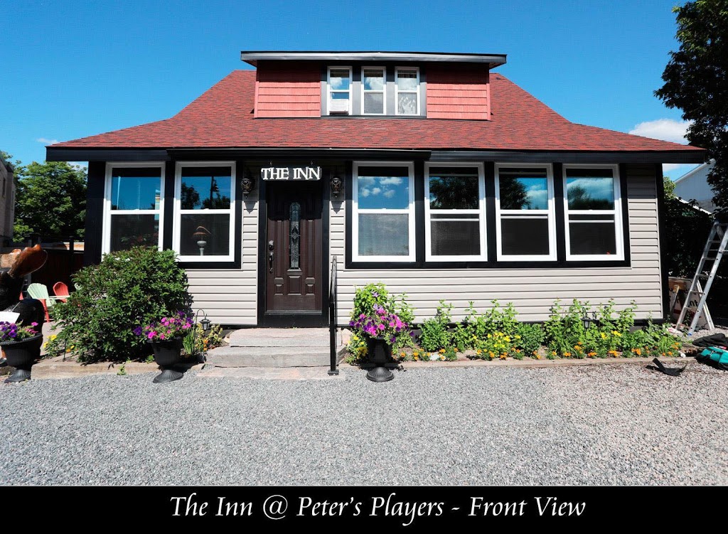 The Inn at Peters Players | 830 Muskoka Rd S, Gravenhurst, ON P1P 1K3, Canada | Phone: (705) 687-2117