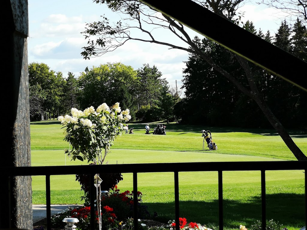 Hylands Golf Club | point of interest | 2101 Alert Rd, Gloucester, ON K1V 1J9, Canada | 6135211842 OR +1 613-521-1842