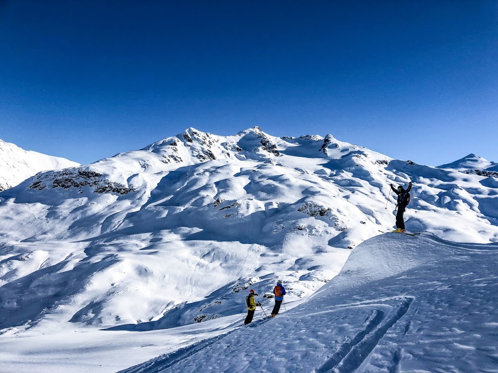 Last Frontier Heliskiing | 3605 31 St #200, Vernon, BC V1T 5J4, Canada | Phone: (250) 558-7980