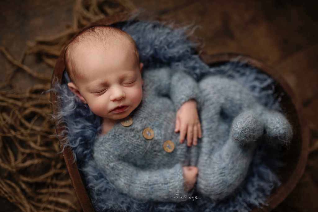 Alana Wagar Photography | 240 Cranbrook Drive SE, Calgary, AB T3M 3C8, Canada | Phone: (587) 228-3440