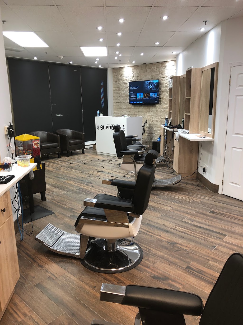 Barbier Supreme Barber MTL | 475 Avenue Dumont Suite 106, Dorval, QC H9S 5W2, Canada | Phone: (514) 636-2288
