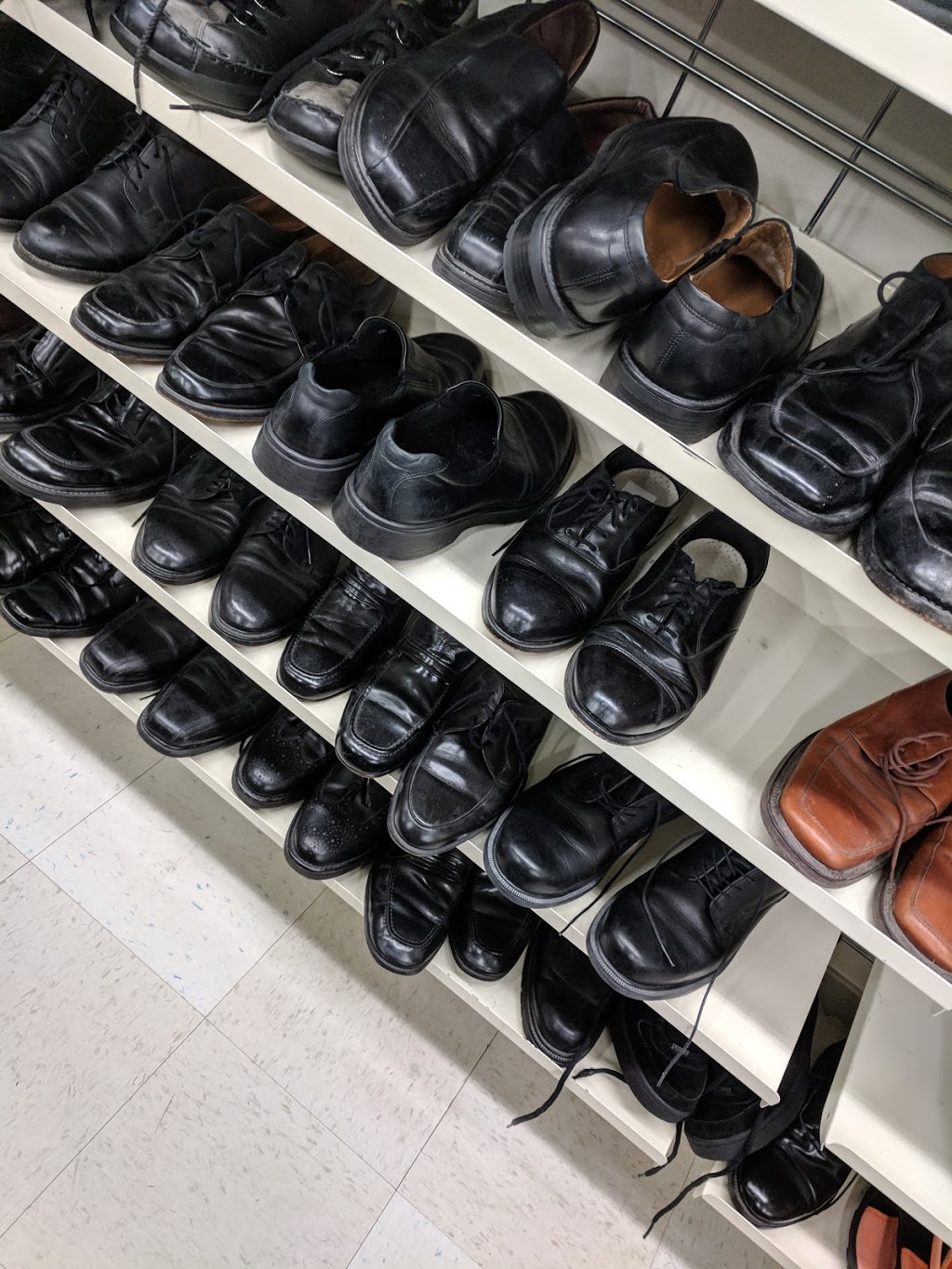 WorldServe Thrift Store White Rock | 1524 Foster St, White Rock, BC V4B 3X8, Canada | Phone: (778) 294-6800