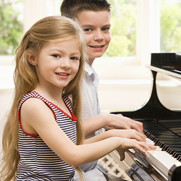 Joycelin Piano | 190 Rue du Prado, Gatineau, QC J9J 0M2, Canada | Phone: (819) 328-8140