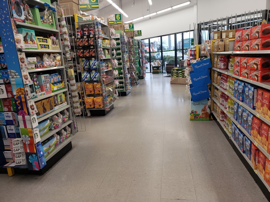 Dollarama | Kings Cross Building, 7488 King George Blvd, Surrey, BC V3W 0H9, Canada | Phone: (604) 635-0425
