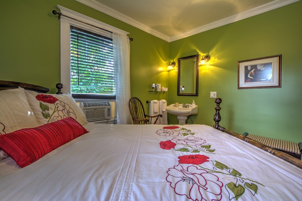Au Virage B & B Massotherapie | 172 Rue Merry N, Magog, QC J1X 2E8, Canada | Phone: (866) 868-5828