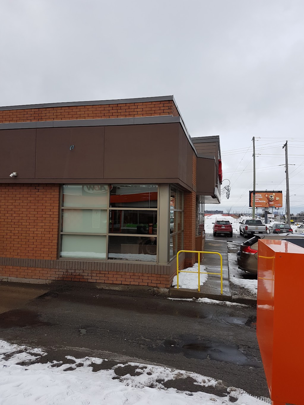 Tim Hortons | 3224 Hawthorne Rd, Ottawa, ON K1G 3V9, Canada | Phone: (613) 733-1555