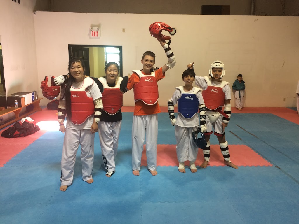 United Martial Arts Scarborough | 565 Markham Rd, Scarborough, ON M1H 2A3, Canada | Phone: (416) 439-4788