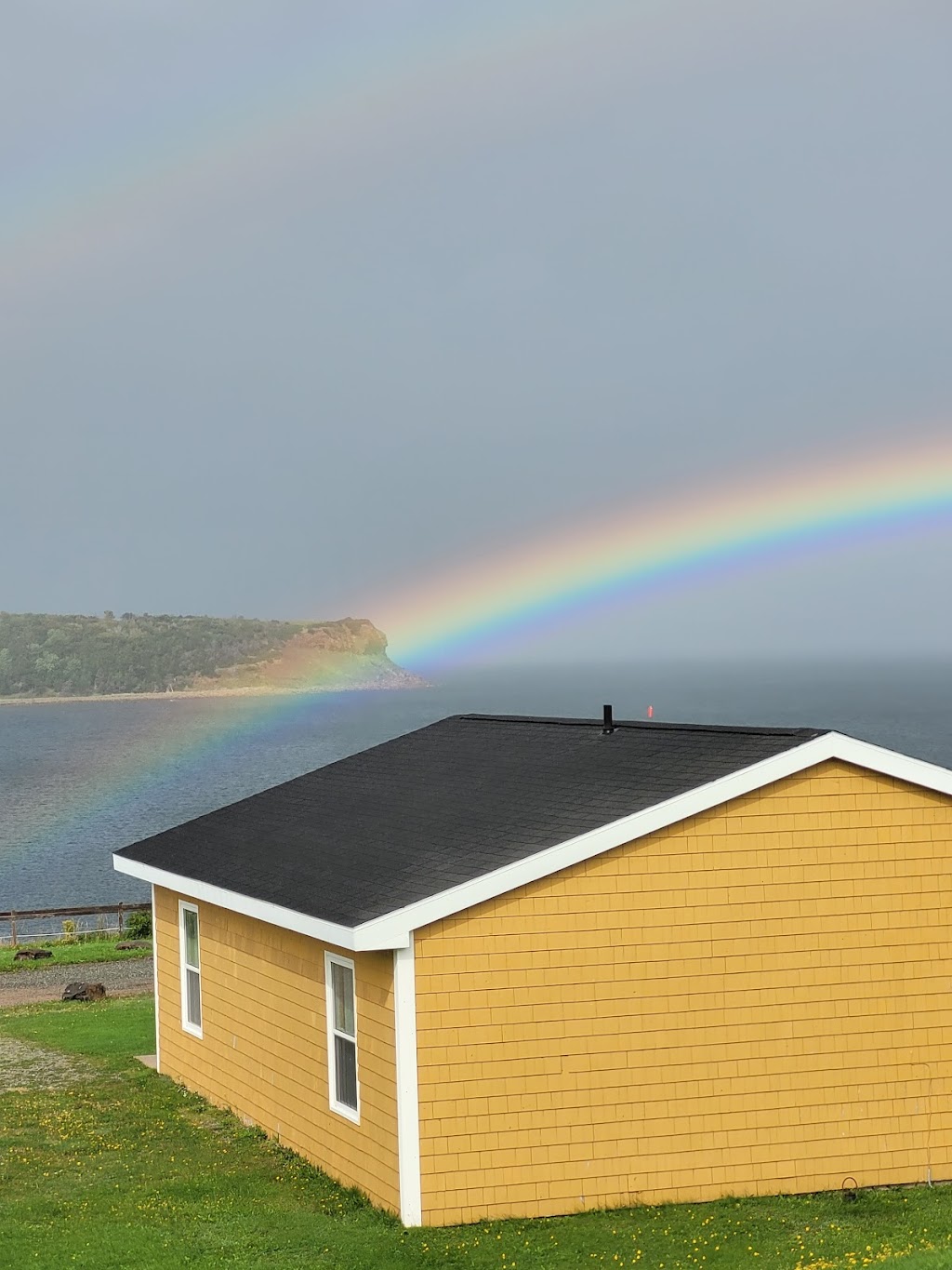 Ocean View Motel and Chalets | 15569 Cabot Trail, Chéticamp, NS B0E 1H0, Canada | Phone: (902) 224-2313