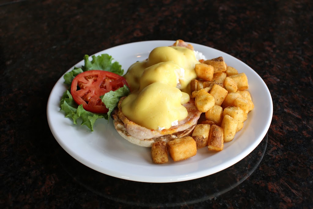 Symposium Cafe Restaurant & Lounge | 64 Hamilton St N, Waterdown, ON L0R 2H6, Canada | Phone: (289) 895-7860