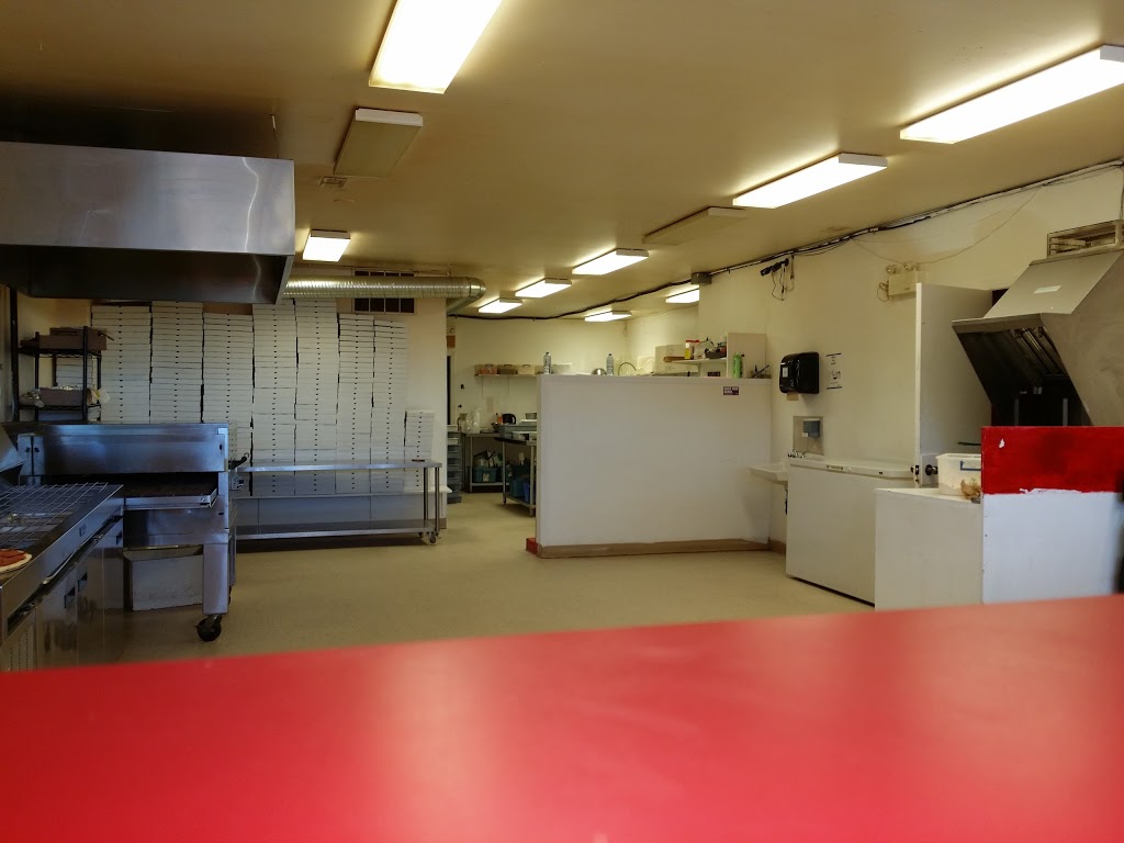 Canadian Pizza King | 2012 20 St, Didsbury, AB T0M 0W0, Canada | Phone: (403) 335-2200