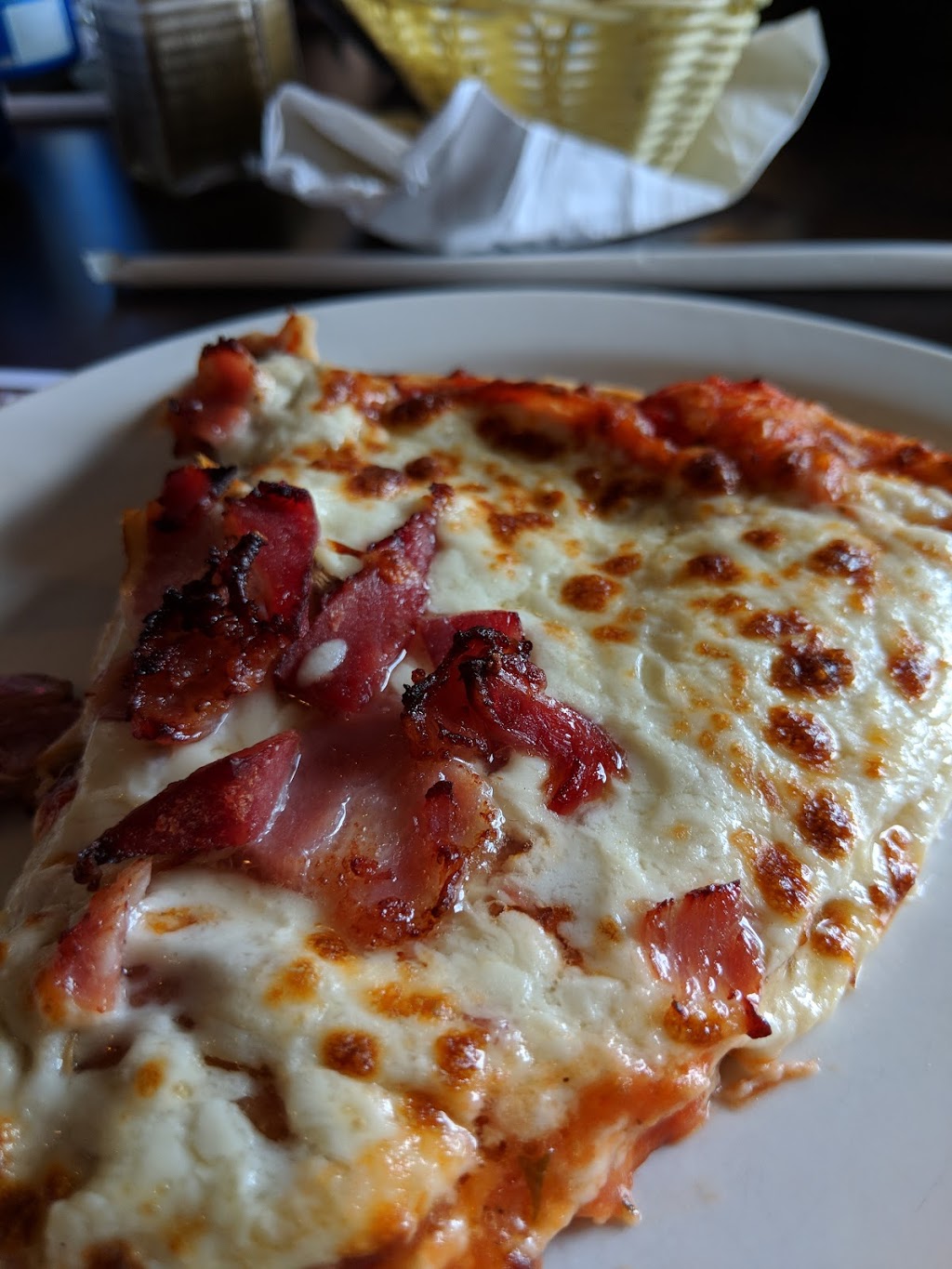 Med Pizza Restaurant Livraison | 1062 Boulevard de Sainte-Adèle, Sainte-Adèle, QC J8B 2N4, Canada | Phone: (450) 229-4229