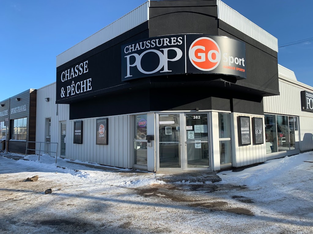 Chaussures pop et Go-sport La Baie | 382 6e Rue, La Baie, QC G7B 1X7, Canada | Phone: (418) 306-8787