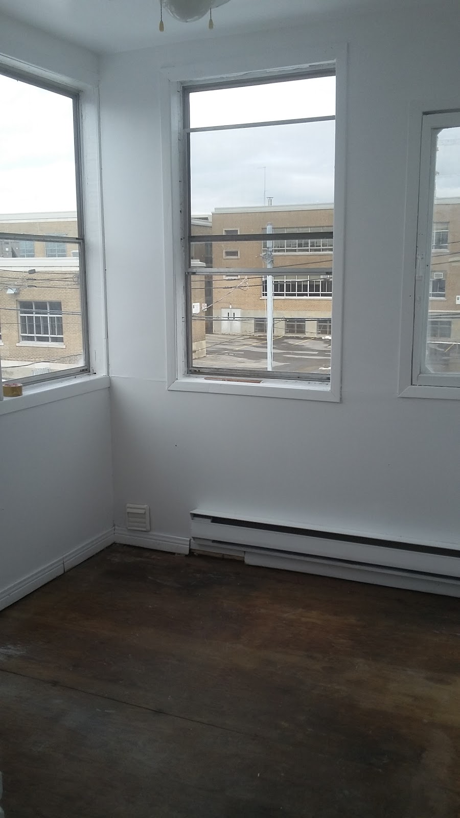 Louer.ca | 5879 Boul Henri-Bourassa E, Montréal-Nord, QC H1G 2V1, Canada | Phone: (844) 805-4445