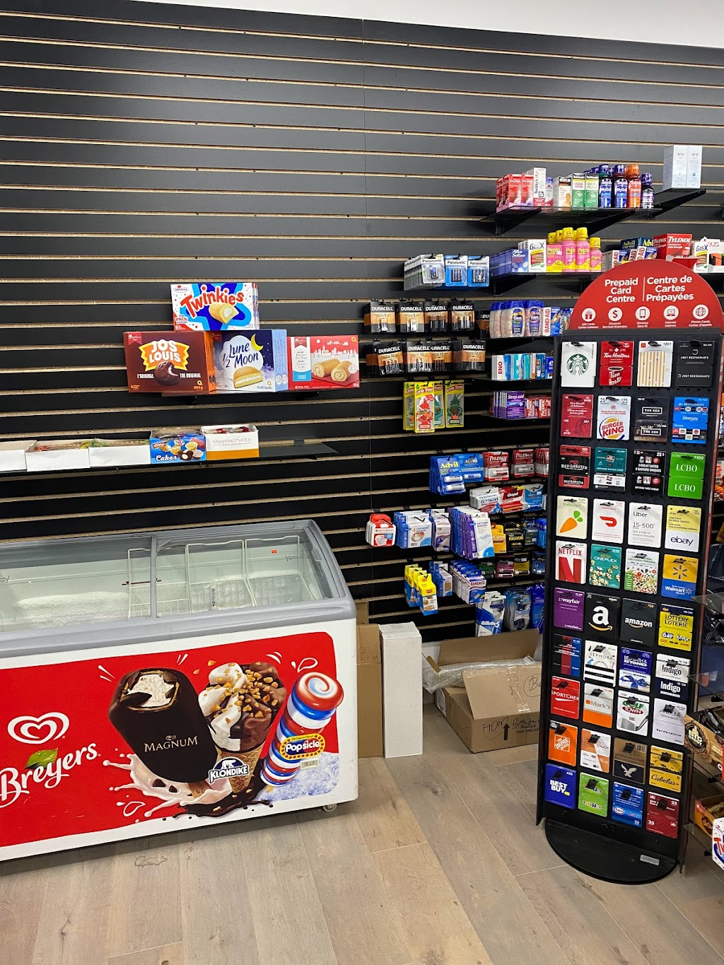 Arha Variety Store | 527 James St N, Hamilton, ON L8L 1J6, Canada | Phone: (905) 527-1737