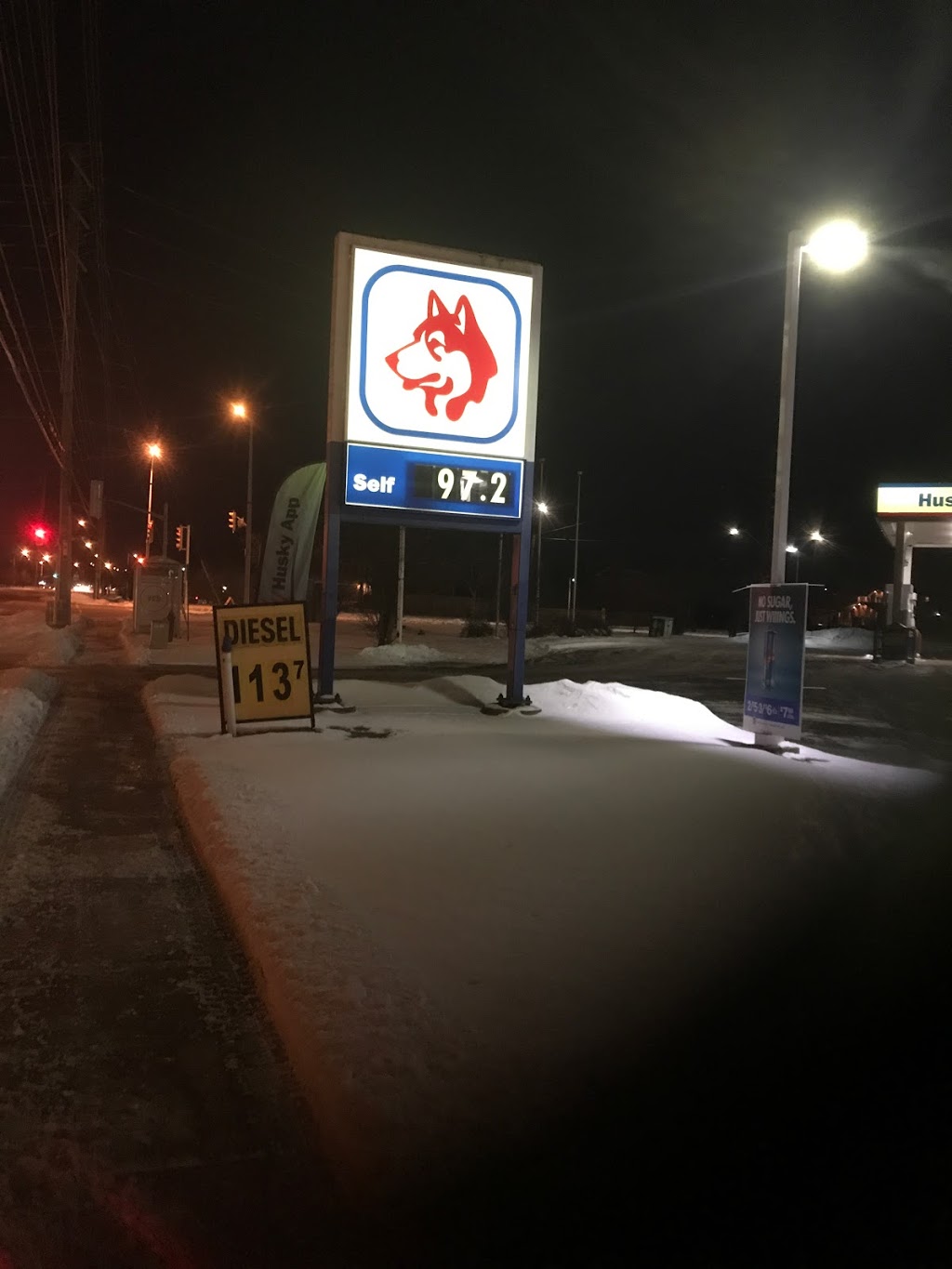 HUSKY | 1537 Trafalgar Rd, Oakville, ON L6H 7H3, Canada | Phone: (905) 845-3001