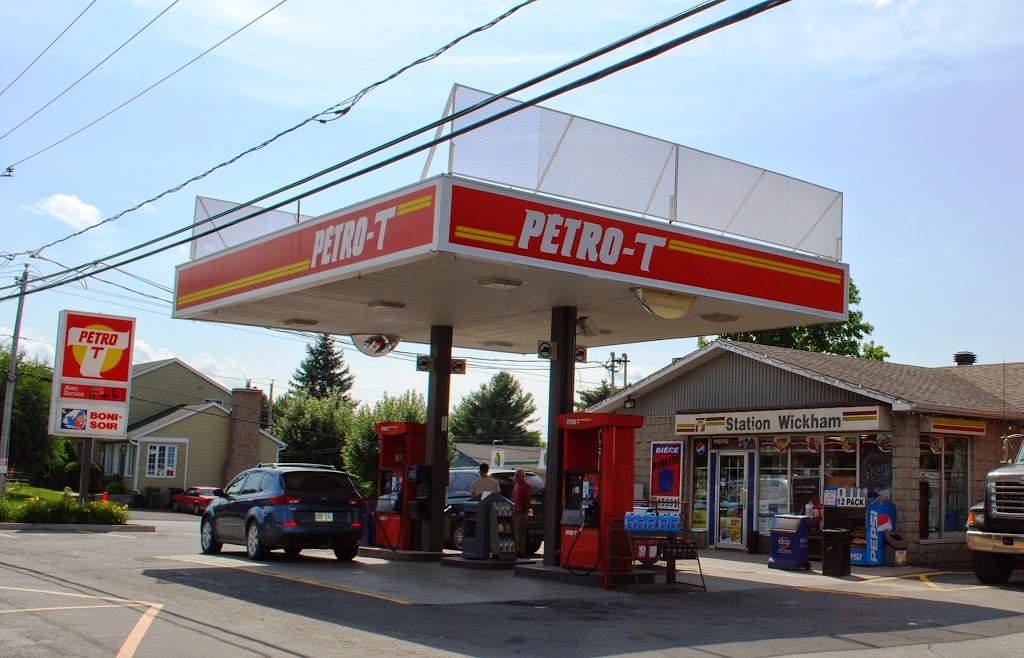 Petro-T | 957 Rue Principale, Wickham, QC J0C 1S0, Canada | Phone: (819) 398-7600