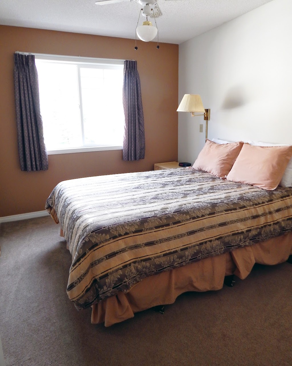 Banff Boundary Lodge | 1000 Harvie Heights Rd, Harvie Heights, AB T1W 2W2, Canada | Phone: (403) 678-9555