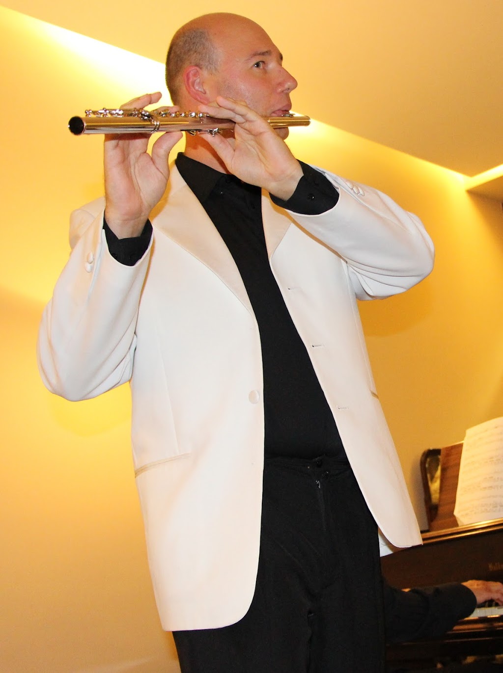 Dmitriy Varelas | 50 Inverlochy Blvd, Thornhill, ON L3T 4T6, Canada | Phone: (416) 893-4496