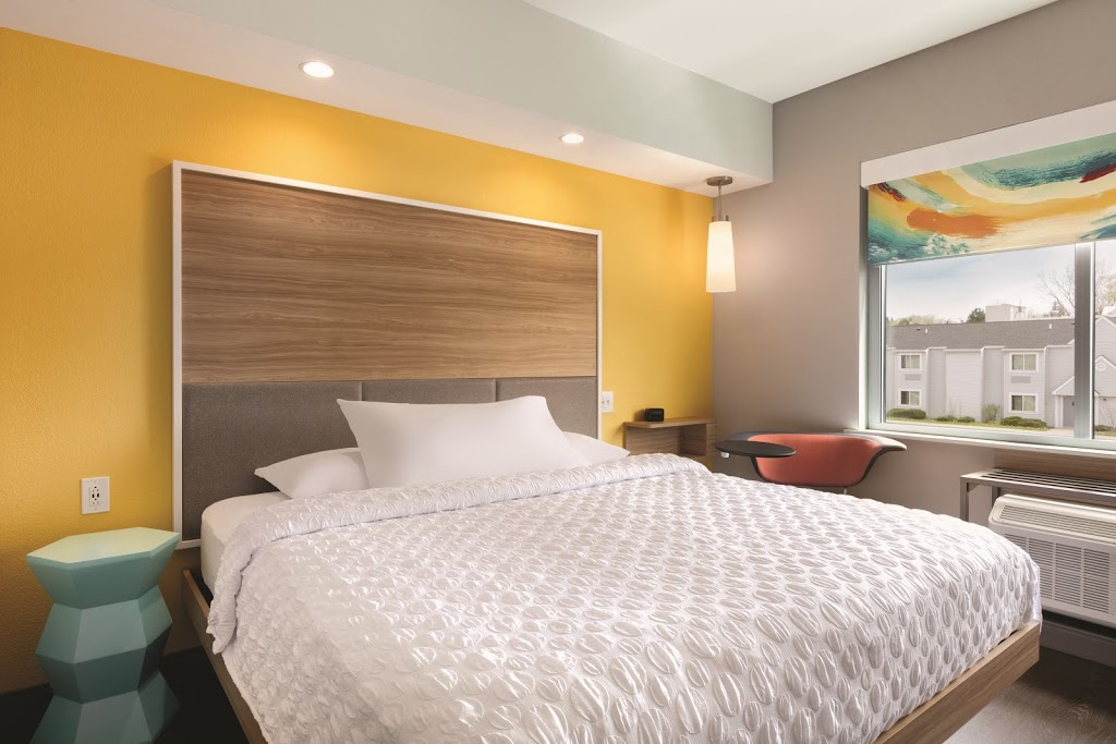 Tru by Hilton Williamsville Buffalo Airport | 48 Freeman Rd Building B, Williamsville, NY 14221, USA | Phone: (716) 633-7900