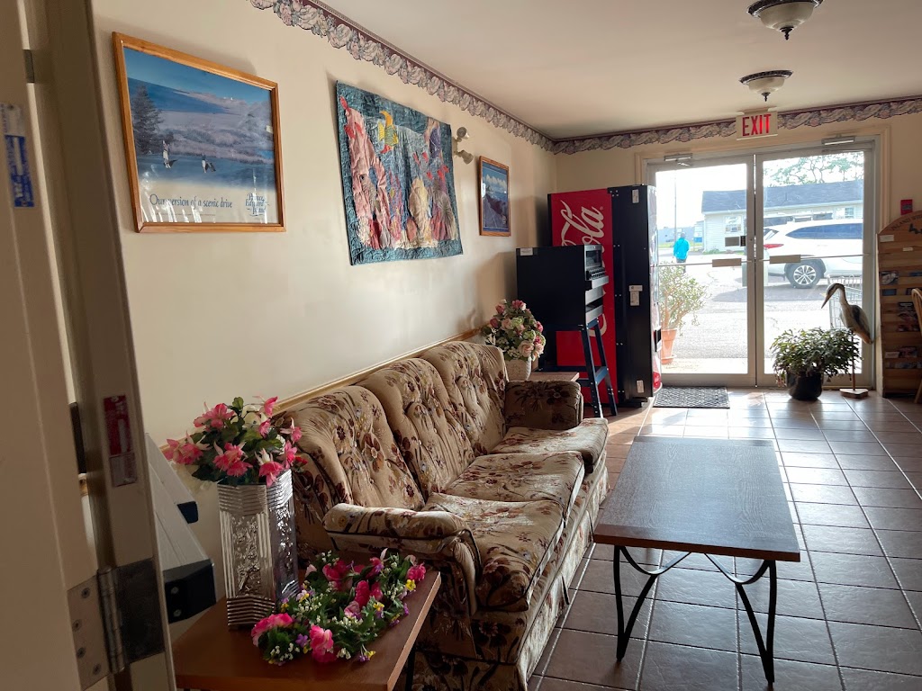Sherwood Motor Inn | 281 Brackley Point Rd, Charlottetown, PE C1E 1Z3, Canada | Phone: (902) 892-1622