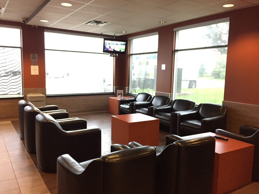 Petro-Pass Truck Stop | 7300 Dixie Rd, Mississauga, ON L5S 1E1, Canada | Phone: (905) 670-0328