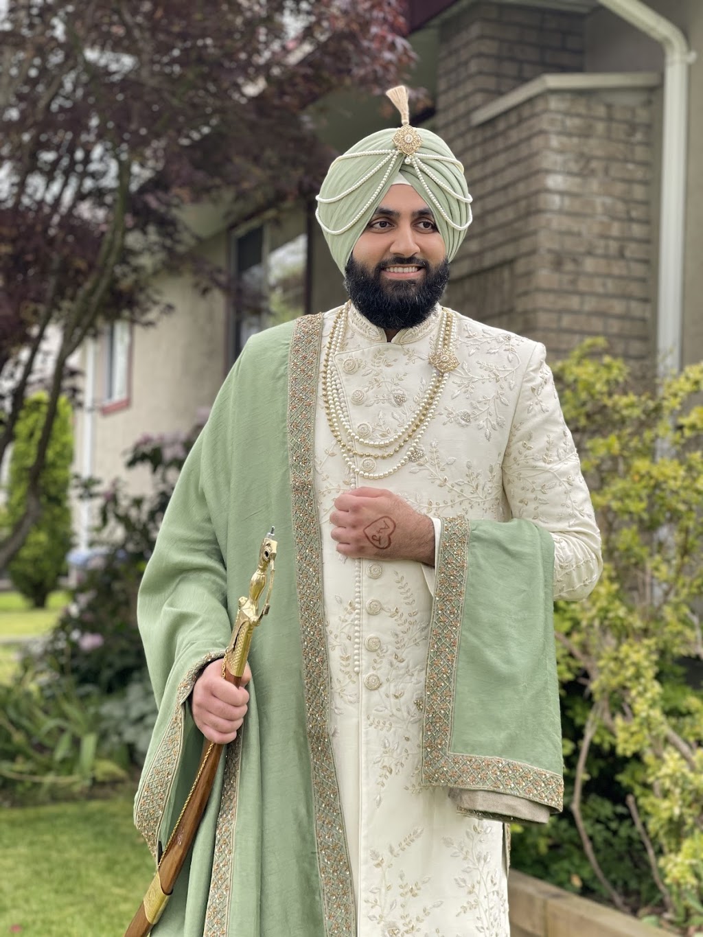 turban tying surrey | 12815 85 Ave, Surrey, BC V3W 0K8, Canada | Phone: (778) 713-6098