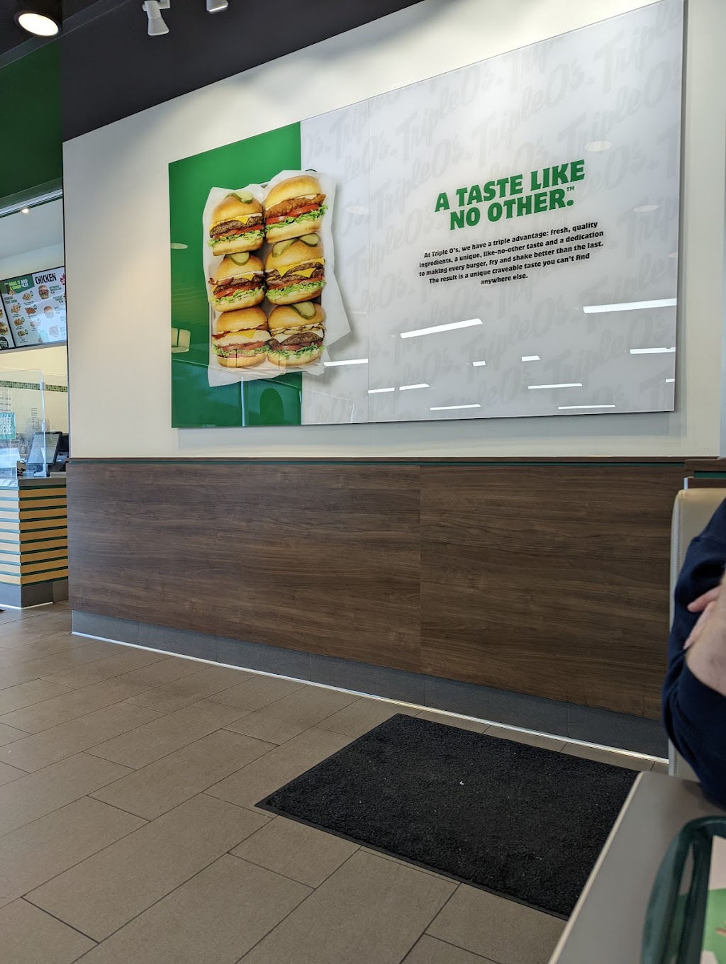 Triple Os | 1520 Courtneypark Dr E, Mississauga, ON L5T 2C7, Canada | Phone: (905) 795-0300