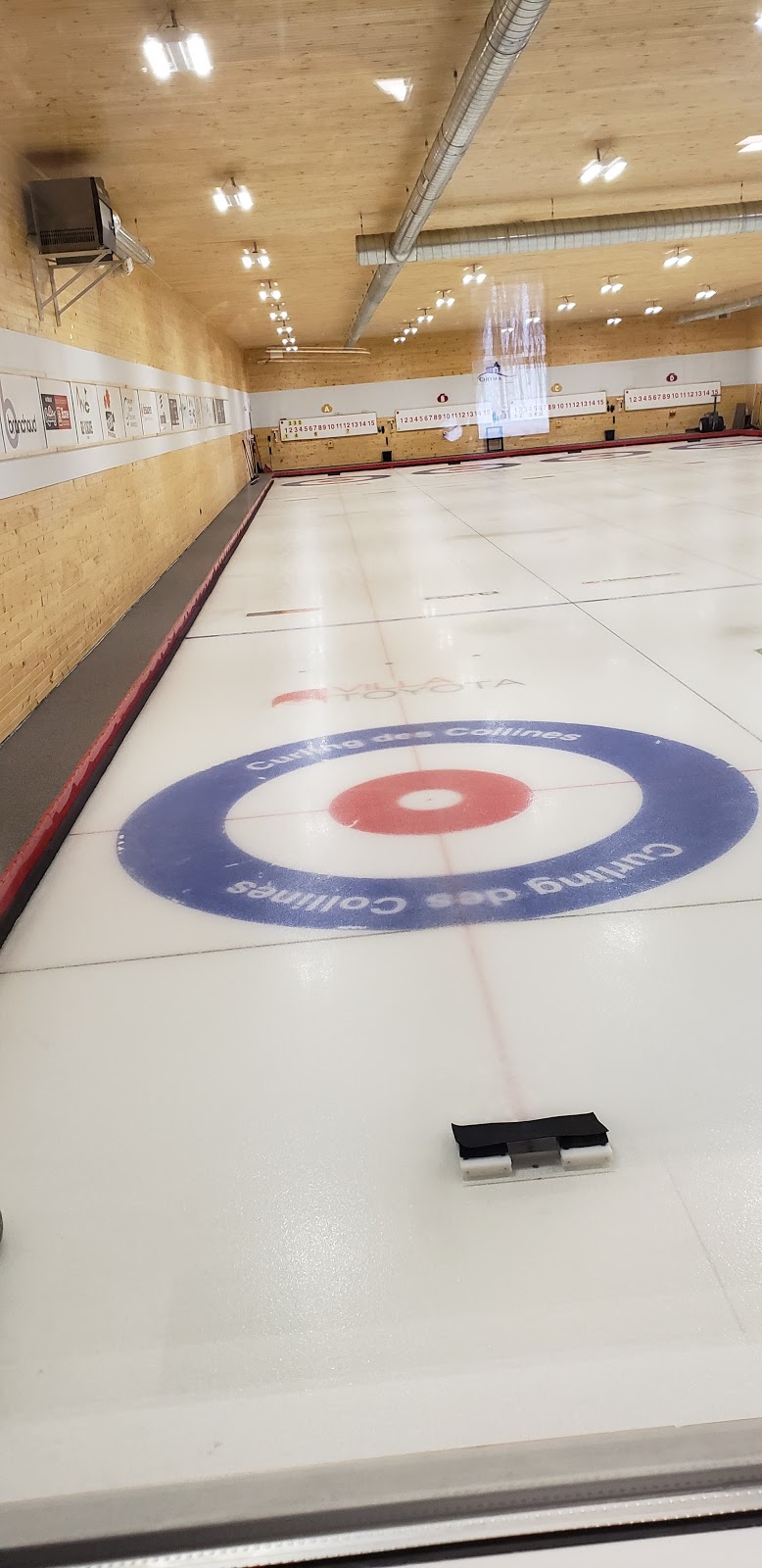 Curling des Collines | 104 Chem. Old Chelsea, Chelsea, QC J9B 1C1, Canada | Phone: (819) 866-3031