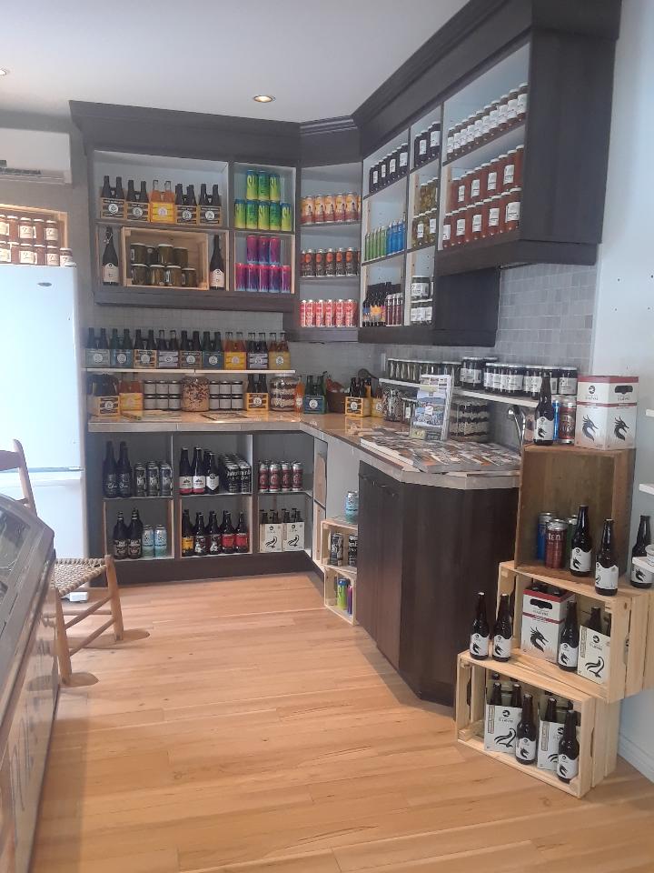 La Maison des Fermiers | 1193 Rue Principale, Saint-Donat-de-Montcalm, QC J0T 2C0, Canada | Phone: (819) 217-6187