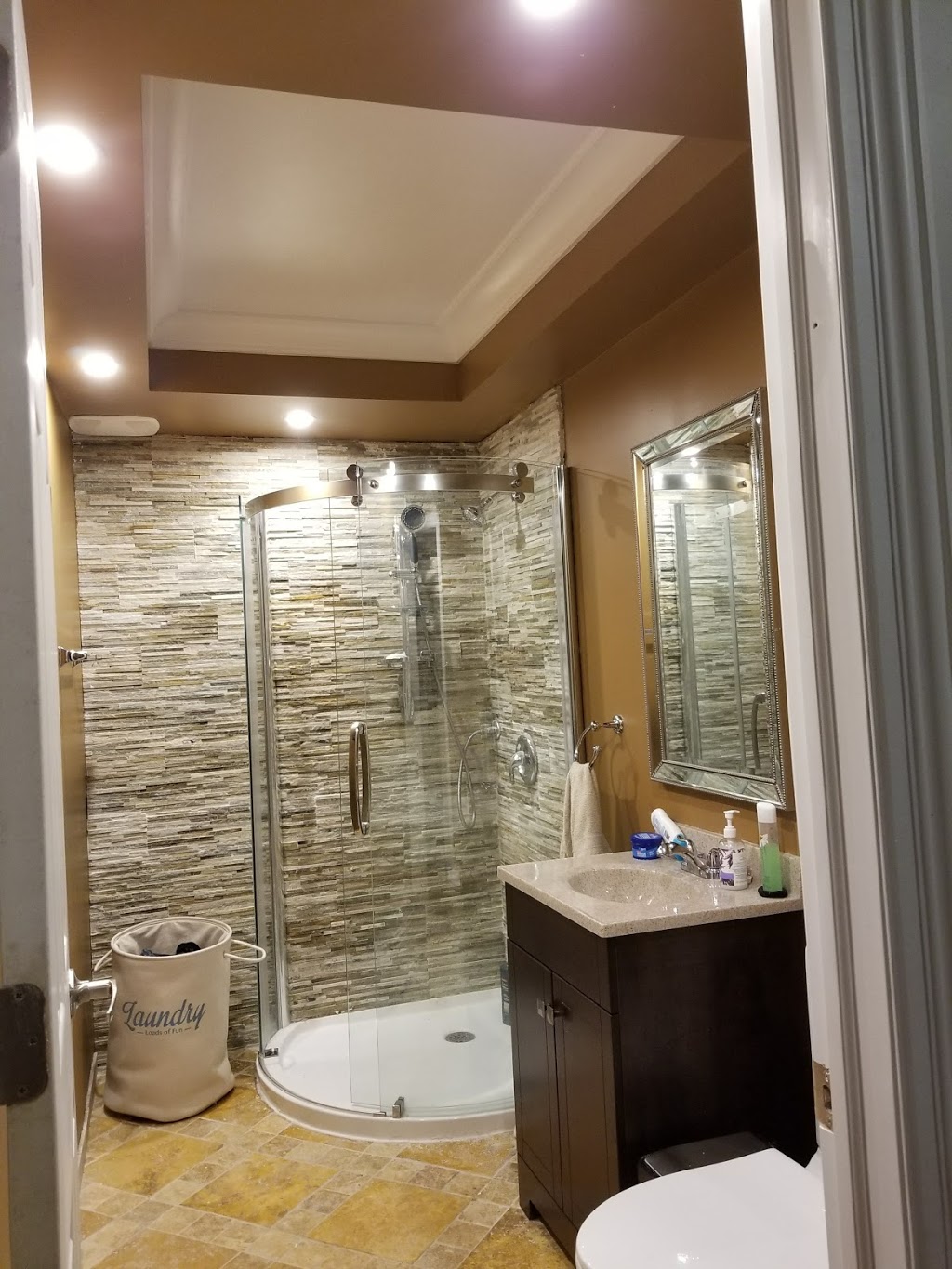 Construction Dlux inc | 10061 Avenue Lausanne, Montréal-Nord, QC H1H 5B1, Canada | Phone: (514) 625-6500