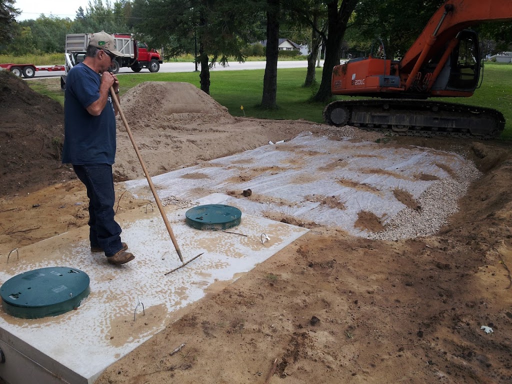 J&R Lee Excavating Ltd. | 719168 ON-6, Shallow Lake, ON N0H 2K0, Canada | Phone: (519) 935-2944
