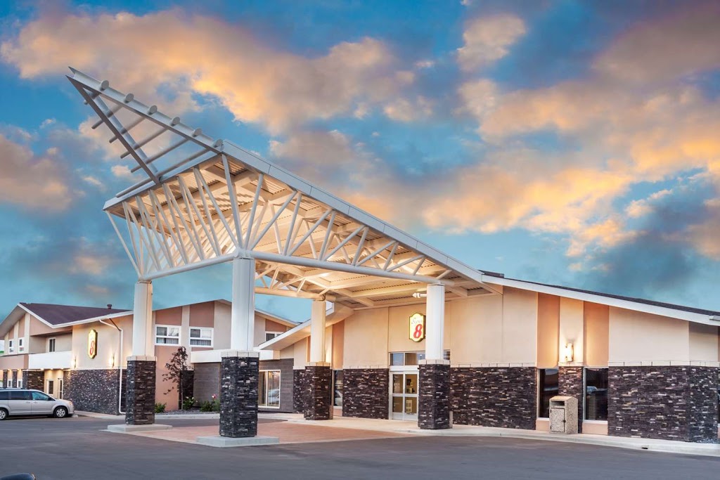 Super 8 by Wyndham Wetaskiwin | 3820 56 St, Wetaskiwin, AB T9A 2B2, Canada | Phone: (780) 361-3808