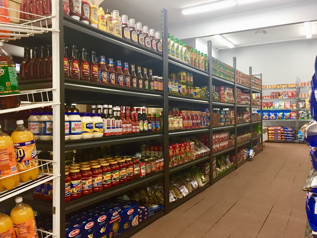 Berville Country Market | 495 North Ave, Berville, MI 48002, USA | Phone: (586) 784-9350