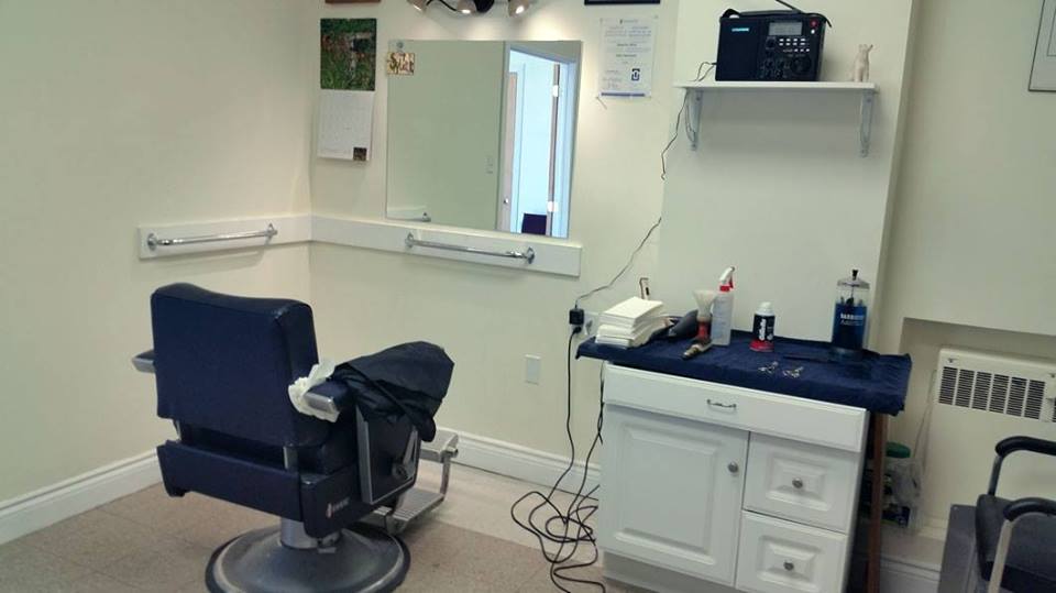 Donnas Barber Shop | 38 Cold Storage Rd, Picton, ON K0K 2T0, Canada | Phone: (613) 922-6220