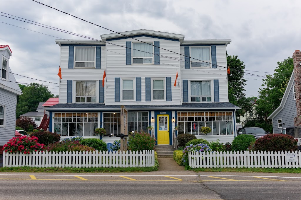 Bayside Inn Bed & Breakfast | 115 Montague Row, Digby, NS B0V 1A0, Canada | Phone: (888) 754-0555