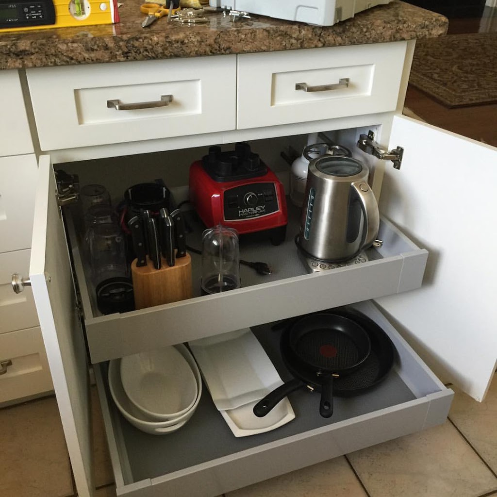 Kitchenfix Kitchen Cabinet Repairs | 208 Wyecroft Rd Suite 201, Oakville, ON L6K 3T8, Canada | Phone: (416) 930-5023