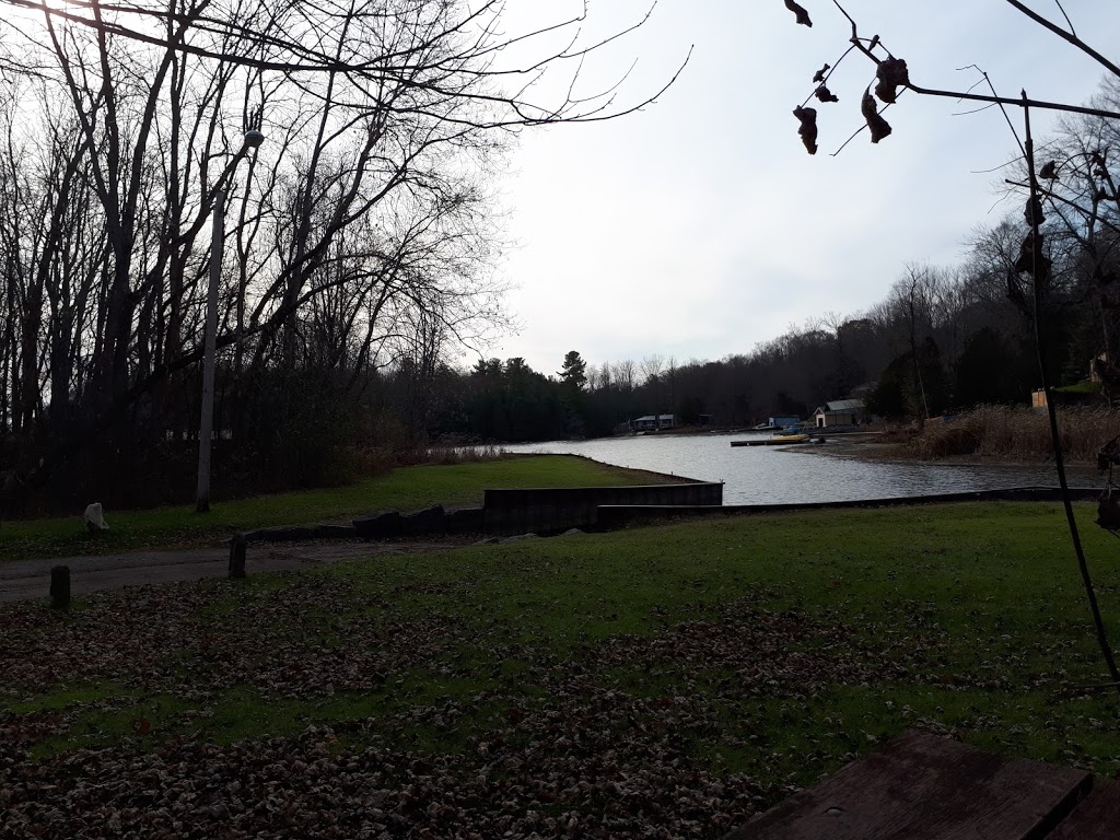 Charleston Lake Boat Ramp | 849 Water St, Athens, ON K0E 1B0, Canada | Phone: (613) 546-4228