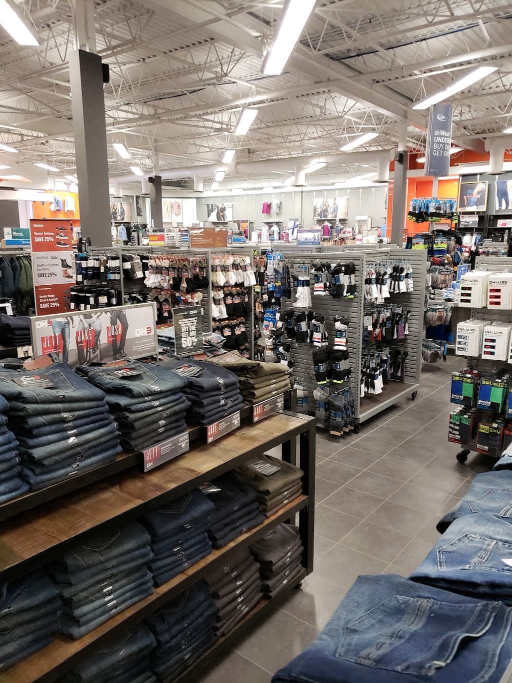 Marks | White Oaks Square, 12222 137 Ave NW Unit 121, Edmonton, AB T5L 4X5, Canada | Phone: (780) 478-6681