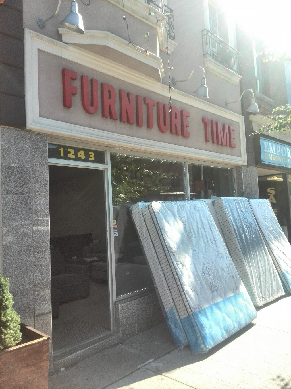Furniture Time | 1243 Bloor St W, Toronto, ON M6H 1N6, Canada | Phone: (416) 666-4100