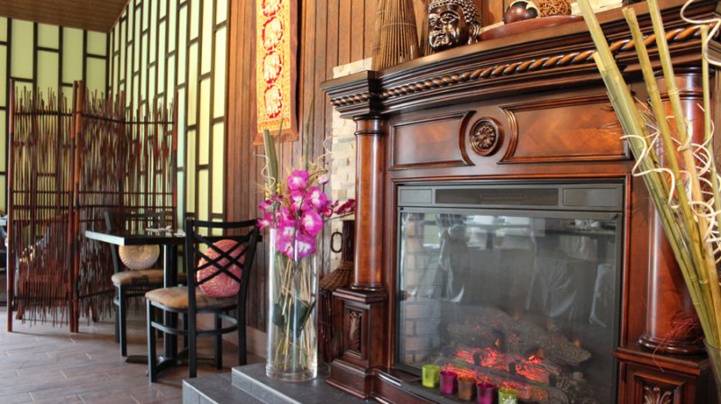 Thai Palace Restaurant | 1140 Lauzon Rd, Windsor, ON N8S 3N1, Canada | Phone: (519) 948-6161