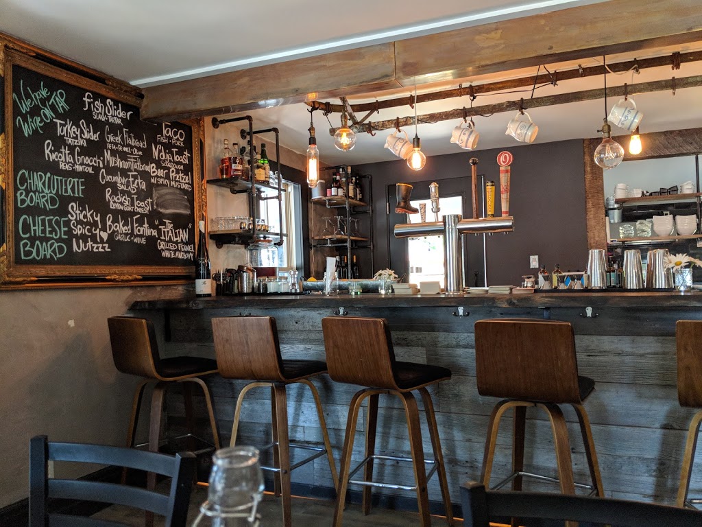 The Pie Plate | 1516 Niagara Stone Rd, Virgil, ON L0S 1T0, Canada | Phone: (905) 468-9743