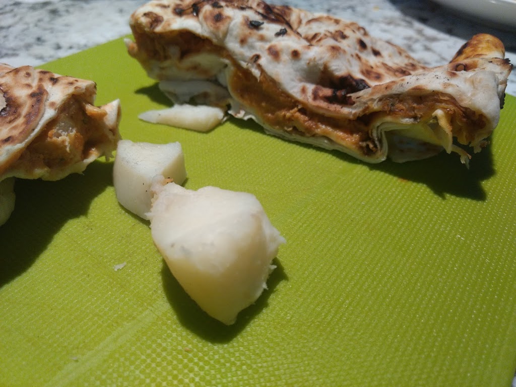 Maurya East Indian Roti (Etobicoke) | 2481 Lake Shore Blvd W, Etobicoke, ON M8V 1C5, Canada | Phone: (647) 748-6001