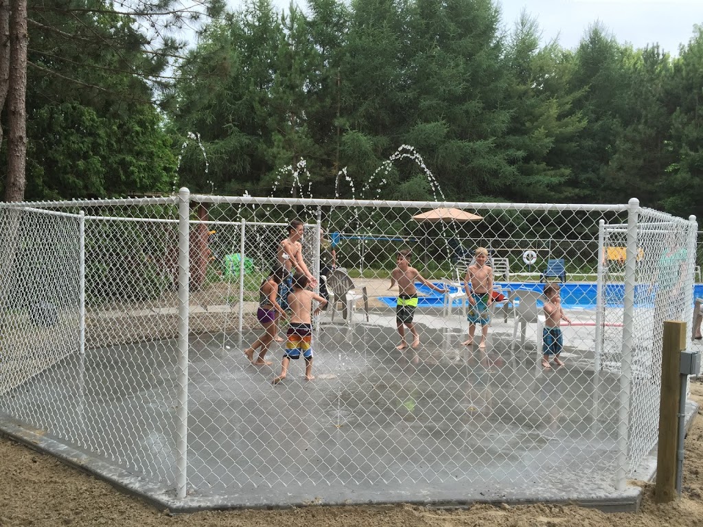 Maplewood Acres RV Park | 21848 Concession Rd 3, Bainsville, ON K0C 1E0, Canada | Phone: (613) 347-2130