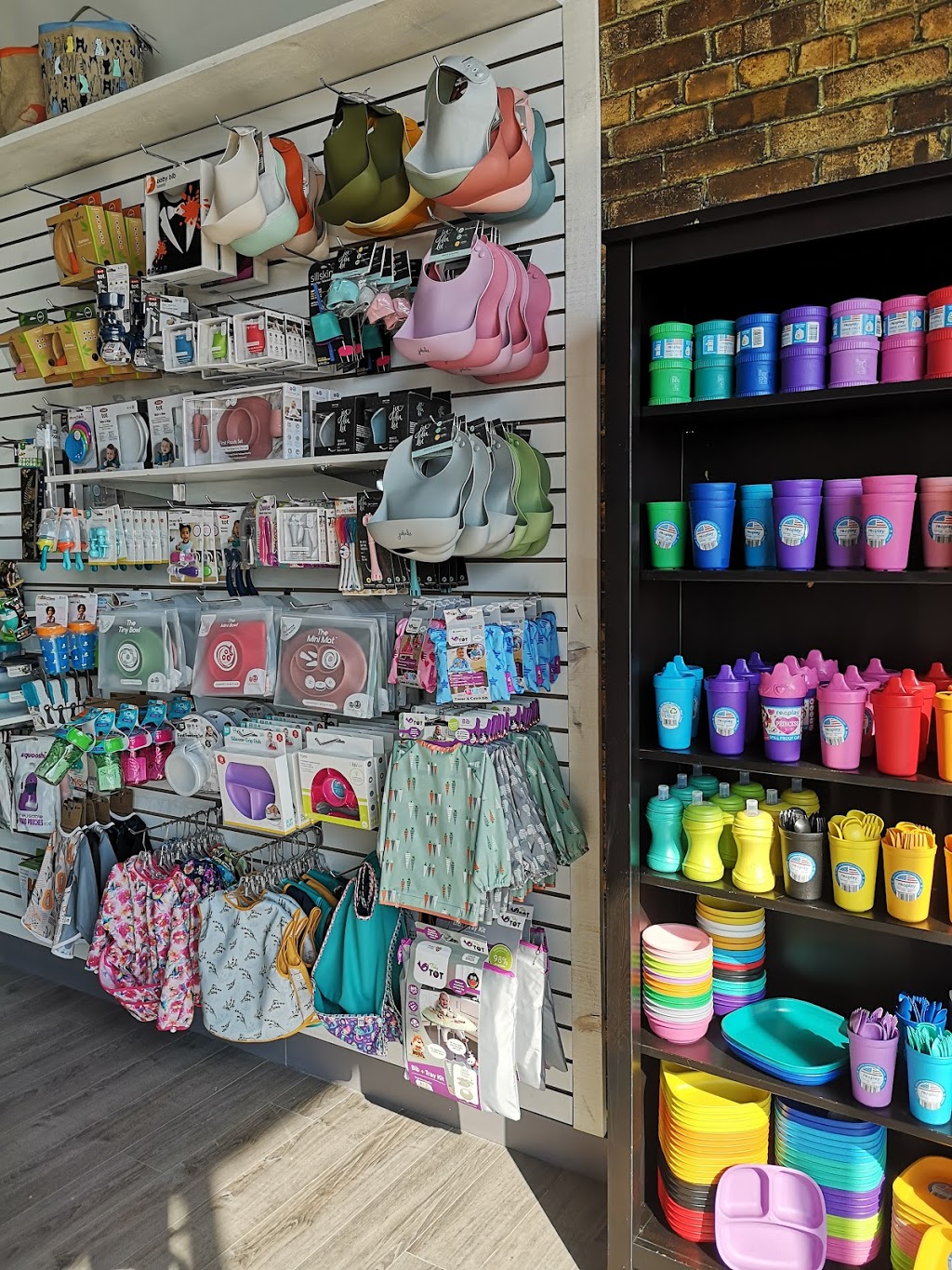 Shop Mère Helen | 4140 Boulevard des Forges, Trois-Rivières, QC G8Y 1V8, Canada | Phone: (819) 693-0159