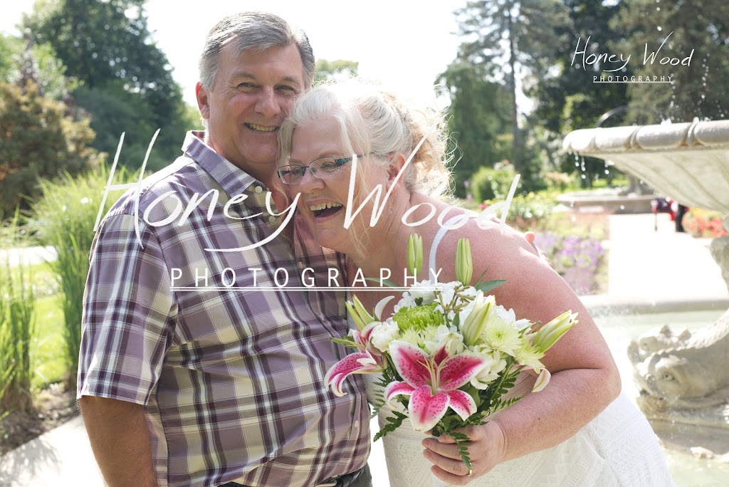Honey Wood Photography | Sherwood Ave, Kitchener, ON N2B 1K3, Canada | Phone: (519) 998-7078
