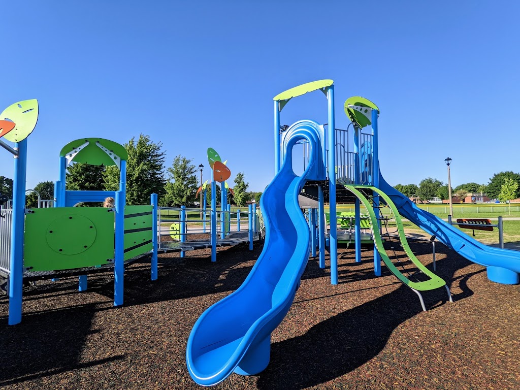 Dorchester Park | 2066 Dorchester Rd, Dorchester, ON N0L 1G2, Canada | Phone: (519) 268-7334