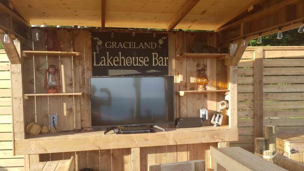 CrateWorks Rustic Bars | 1385 Drummond Line, Otonabee-South Monaghan, ON K9J 6X8, Canada | Phone: (705) 772-3586